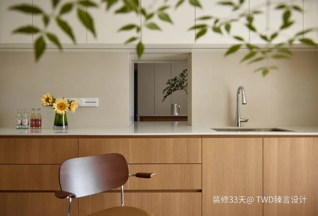餐厨开窗洞餐桌嵌入餐边柜不朽情缘网站卧室改餐厅(图9)
